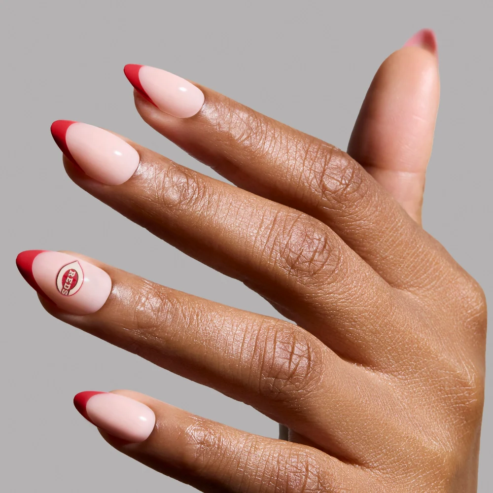 Cincinnati Reds Press-On Nail Set - Image 2