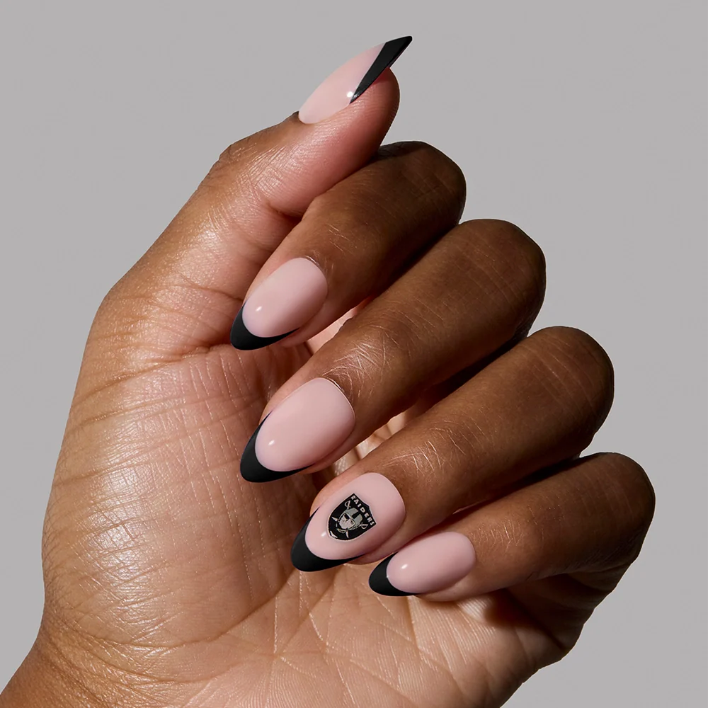 Las Vegas Raiders Press-On Nail Set - Image 3